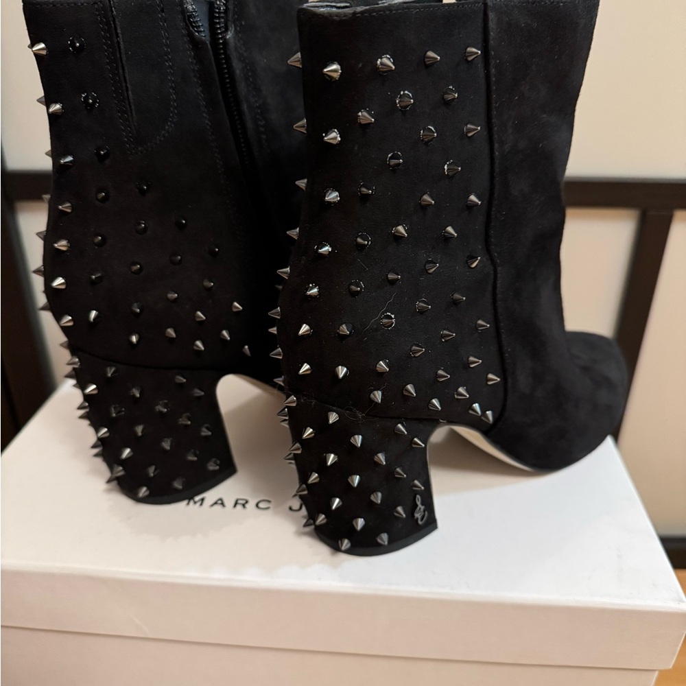 Sam Edelman Studded Heeled Boots in black suede sz 6.5